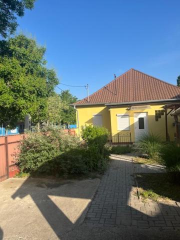 Dyta2 Apartman Hajduszoboszlo Exterior photo
